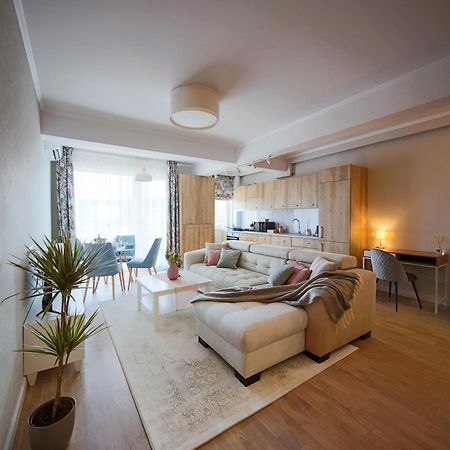 Stylish Condo - Parking And Balcony Cluj-Napoca Luaran gambar