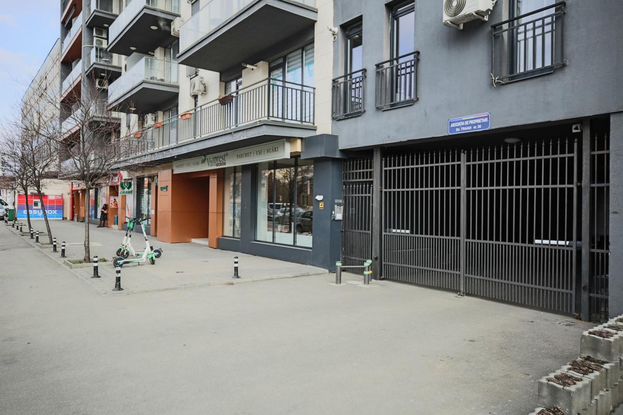 Stylish Condo - Parking And Balcony Cluj-Napoca Luaran gambar